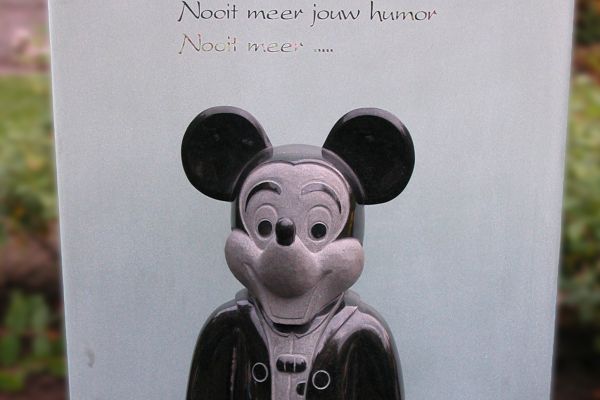 micky-mouse-v1FF794473-83EE-3141-9BC9-525EC1D174C6.jpg